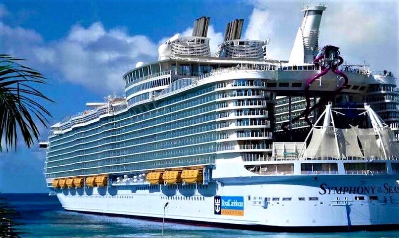 Cruise Ship Waiter Hailed As Hero - Image Symphony Of The Seas Photo By Noreen Kompani 