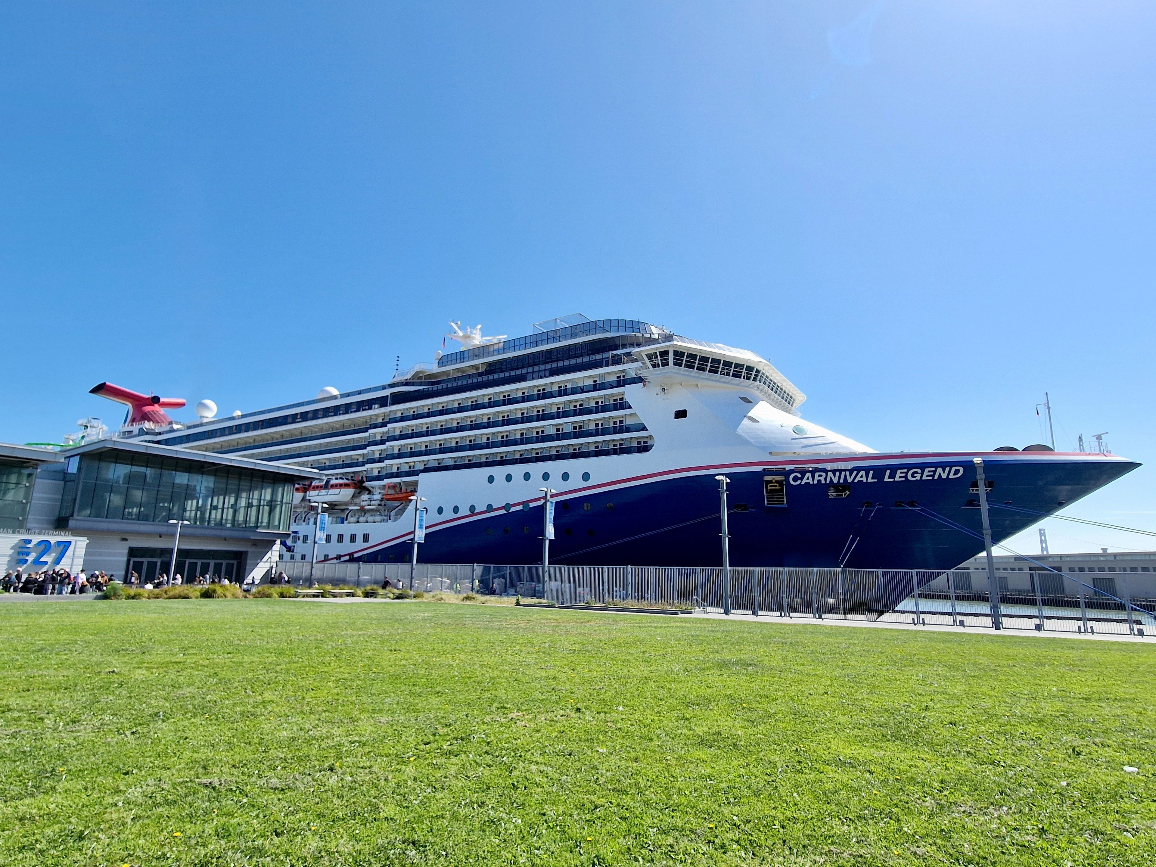 Carnival Legend Arrives in San Francisco for First Season in Bay