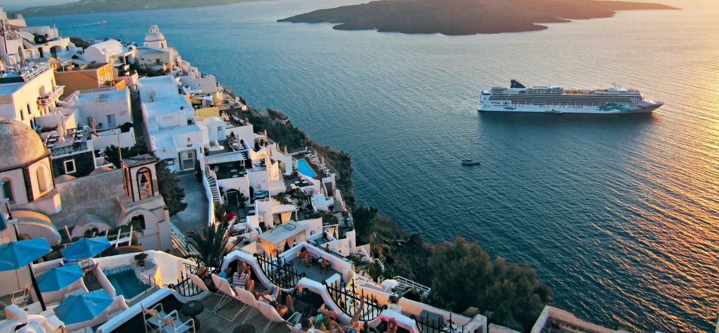 Image: The Norwegian Jade in Santorini (photo via NCL) (Photo Credit: (photo via NCL))