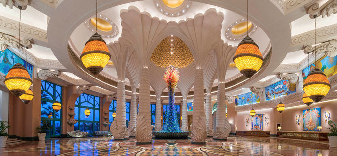 The dazzling Grand Lobby inside the Atlantis The Palm resort. Atlantis The Palm, unique hotel lobbies, Dubai resorts, resorts in Dubai