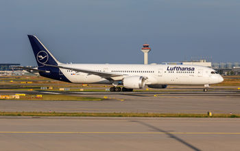 Lufthansa Boeing 787-9 Dreamliner at Frankfurt Airport