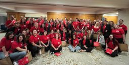 Flight Centre celebrates 30 years in Canada