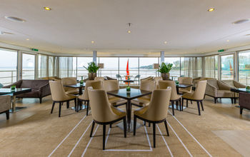 Club Lounge on Avalon Waterways' Avalon Artistry II.