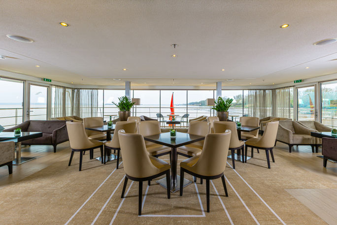 Club Lounge on Avalon Waterways' Avalon Artistry II. Club Lounge on Avalon Waterways' Avalon Artistry II.