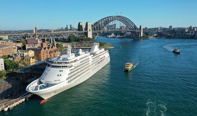Silversea cruise ship in Sydney Harbour