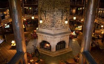Fairmont Le Château Montebello, resorts in Quebec, Quebec resorts, Quebec hotels, hotels in Quebec, unique hotel lobbies, Fairmont hotels & resorts