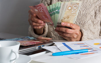 Counting Canadian Money