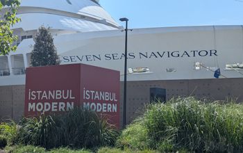 Seven Seas Navigator in Istanbul