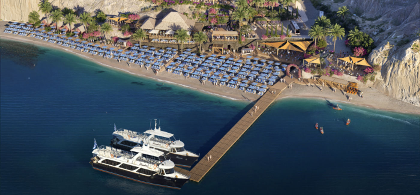 Royal Beach Club in Santorini