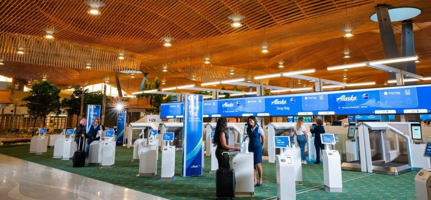 Image: Portland International Airport's new terminal with Alaska Airlines' new automated bag drop for checked bags. (Photo Credit: Alaska Airlines Media)