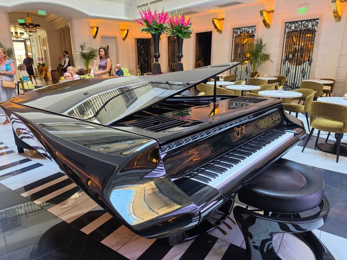 Aria Hotel Budapest piano