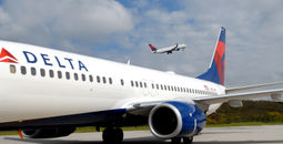 Delta Air Lines Boeing 737-800.