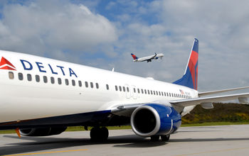 Delta Air Lines Boeing 737-800. 