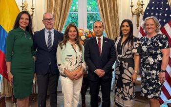 (L to R): Maria José Abuabara, Terry Dale, Dana Santucci, Daniel ?vila Camacho, Maria Camila Castellanos Espitia and Peggy Murphy attend the USTOA Congressional Caucus.