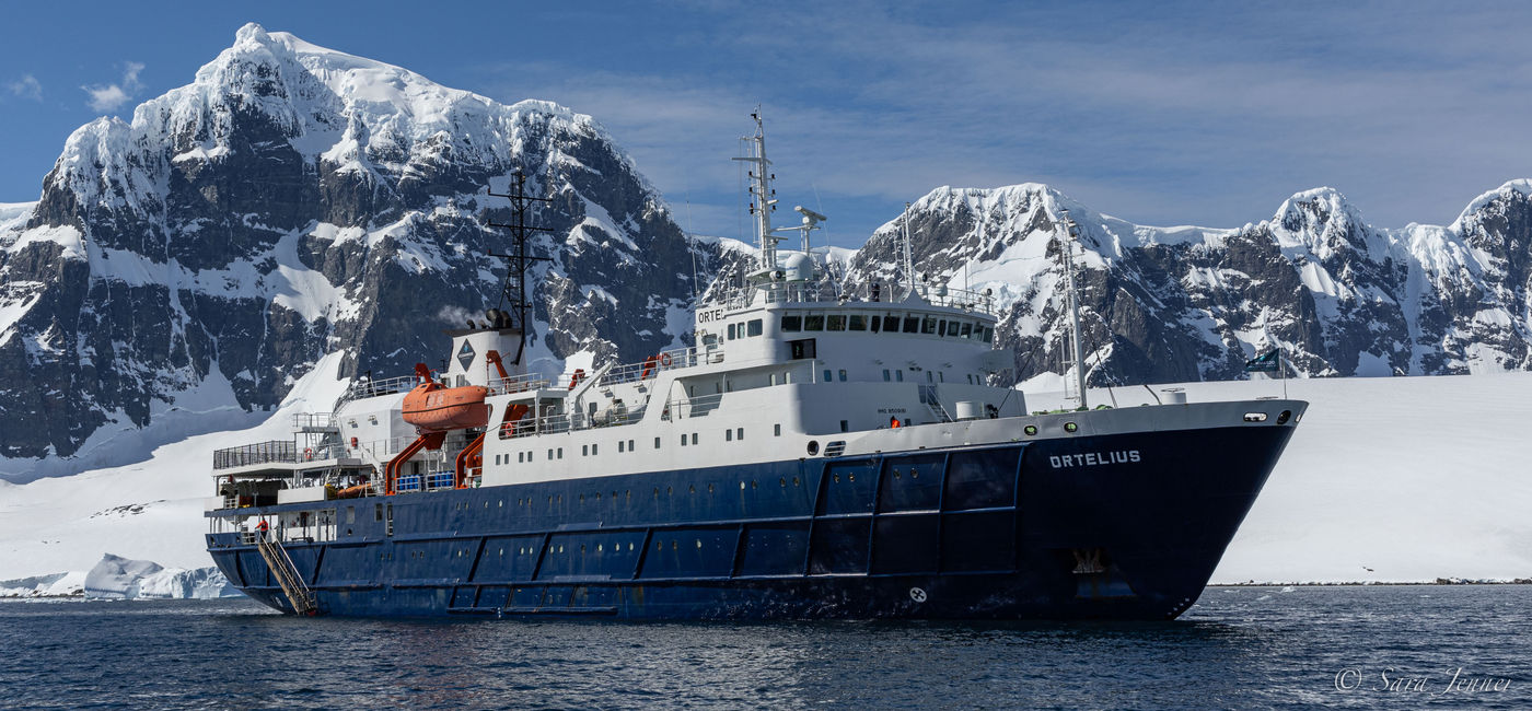 Image: Oceanwide Expeditions Ortelius (Photo Credit: Sara Jenner/Oceanwide Expeditions)