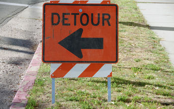 Detour sign.