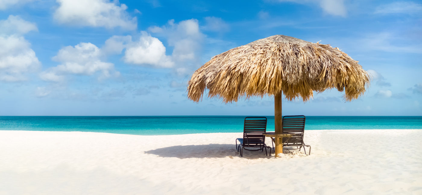 Image: Beaches are calling for spring break (Photo Credit: mandritoiu/Adobe Stock)