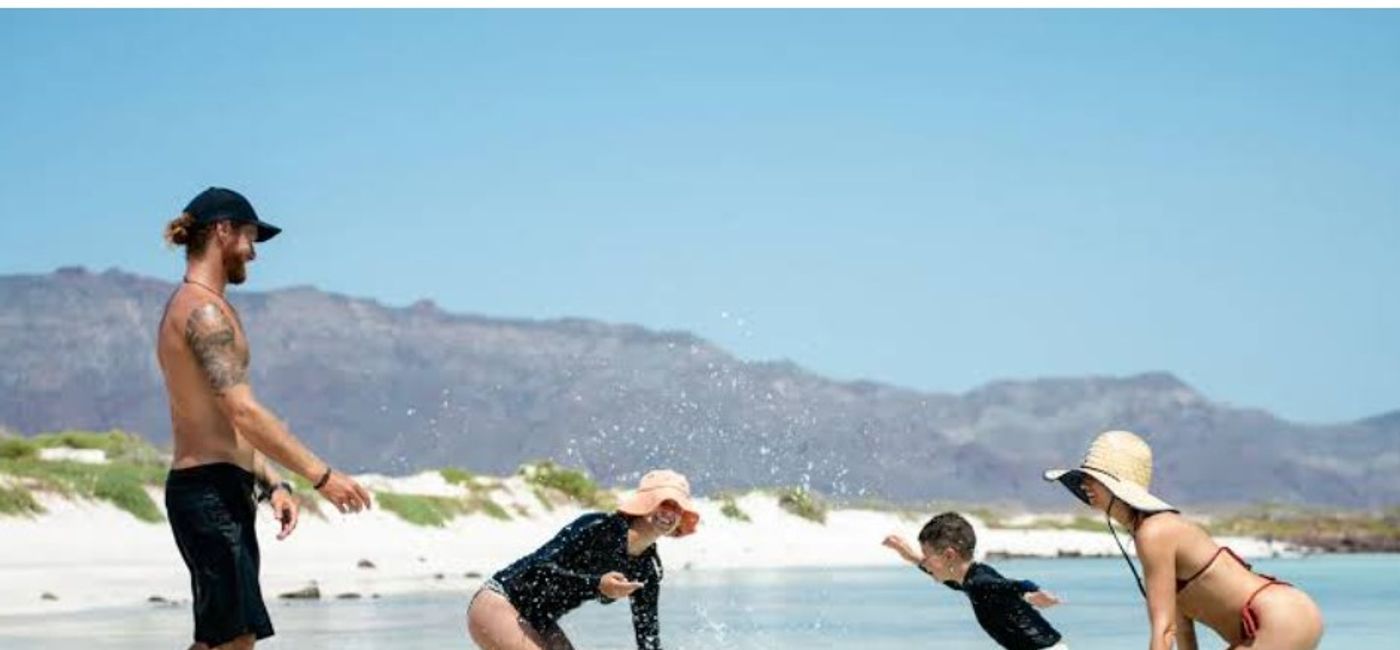 Image: A family at the beach in Loreto, Mexico. (Photo Credit: Baja California Sur Tourism Board)