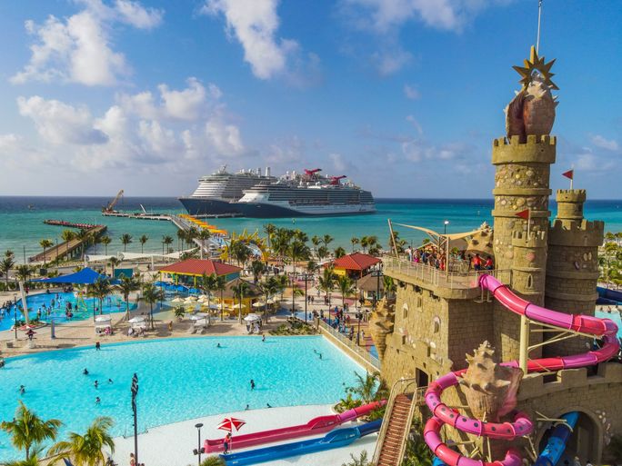 Guests enjoy the day at Celebration Key Guests enjoy the day at Celebration Key