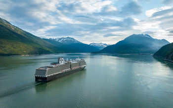 Nieuw Amsterdam in Skagway, Alaska