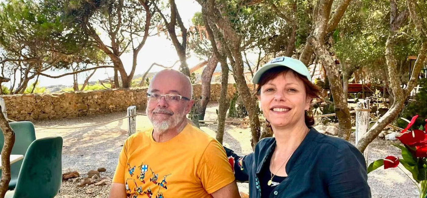 Image: André Bergeron et Blandine Daux au Portugal, sur une photo fournie (Source: Supplied)