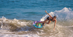 Puerto Escondido is famous for its waves for expert surfers and has places for beginners