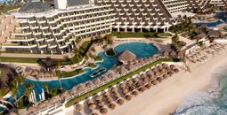 Paradisus Cancun main pool