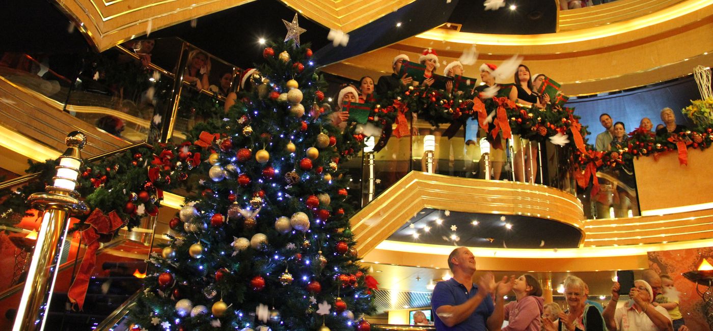 Image: Guests can enjoy festive decor on Holland America Line's holiday cruises (Photo Credit: Holland America Line)