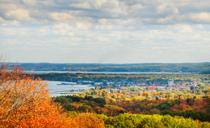 Traverse City Tourism, destinations in michigan, michigan cities, traverse city, cities on lake michigan, certified autism destinations