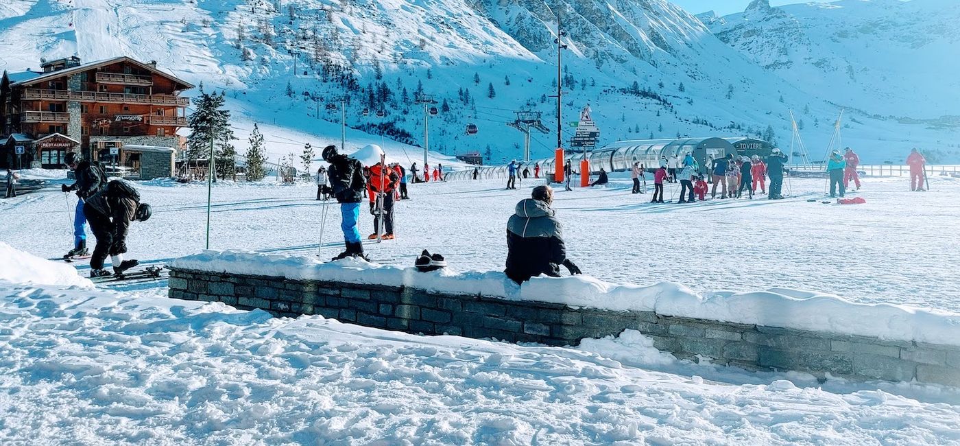 Image: Club Med Tignes skiers. (photo via Claudette Covey)
