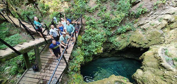 Brazil, Embratur, Grotto Falls hike