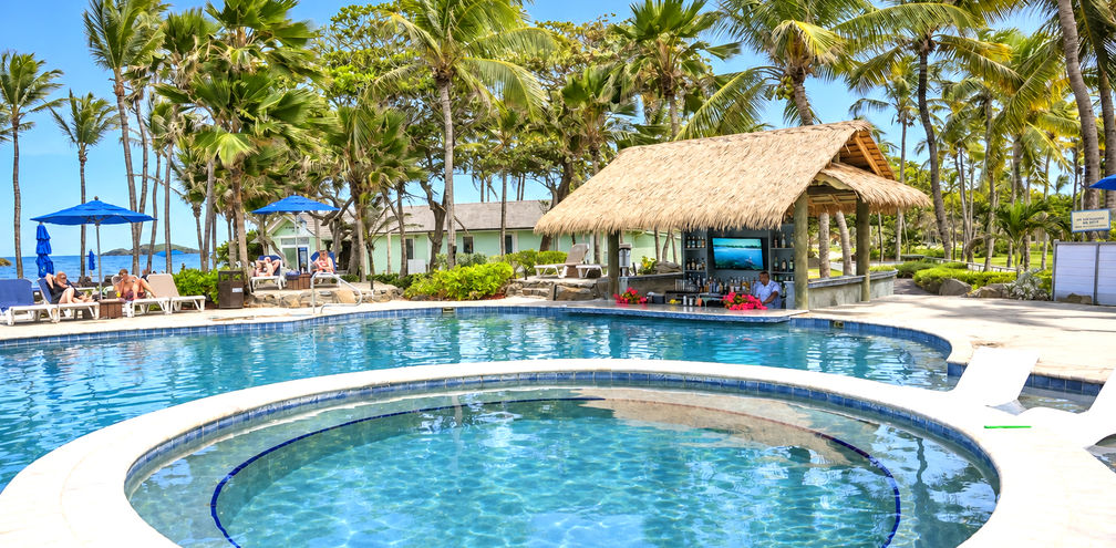 Swim up bar, Coconut Bay Beach Resort and Spa