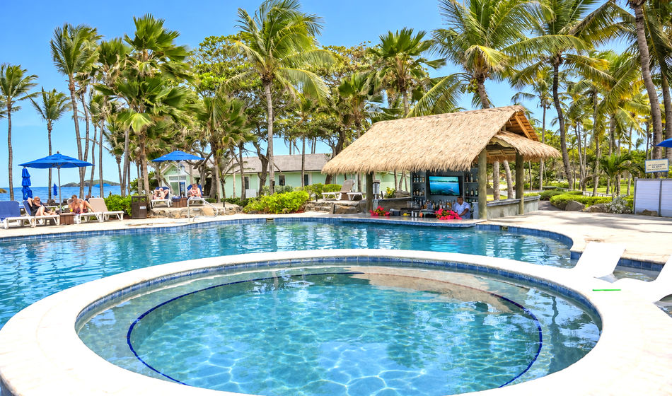 Swim up bar, Coconut Bay Beach Resort and Spa