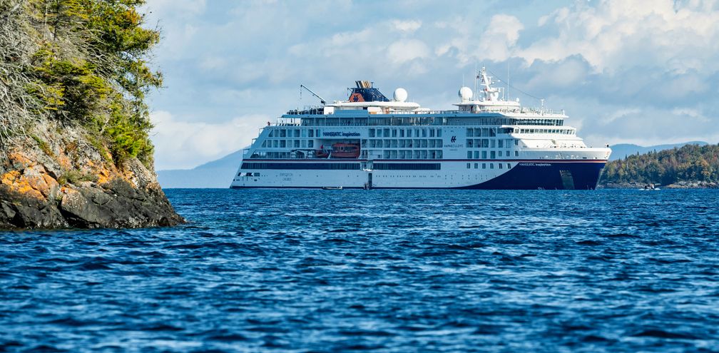 Hapag-Lloyd Cruises, expedition cruise ships, hanseatic inspiration
