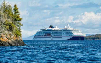 Hapag-Lloyd Cruises, expedition cruise ships, hanseatic inspiration