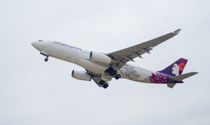 Hawaiian Airlines Airbus A330 taking off from Texas' Austin-Bergstrom International Airport. Hawaiian Airlines Airbus A330 taking off from Texas' Austin-Bergstrom International Airport.