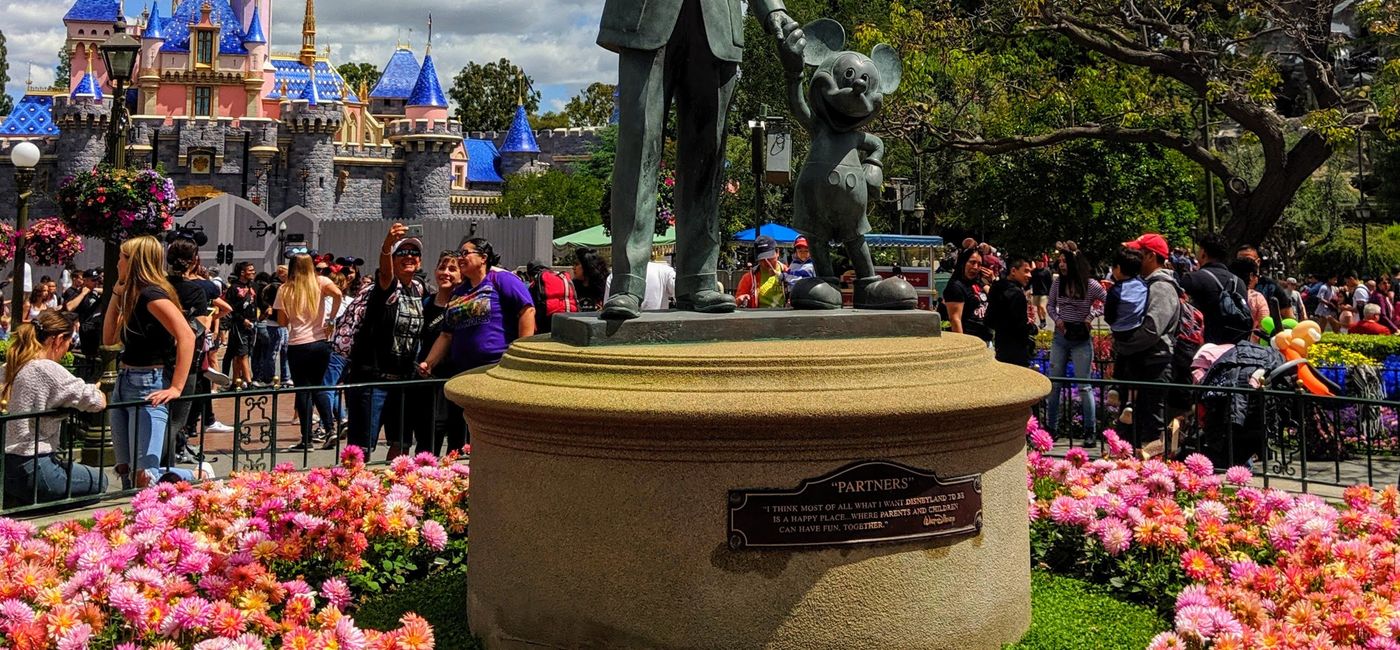 Image: Partners statue at Disneyland (Photo via Lauren Bowman)