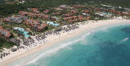 Princess Hotels & Resorts, Tropical Deluxe Princess resort