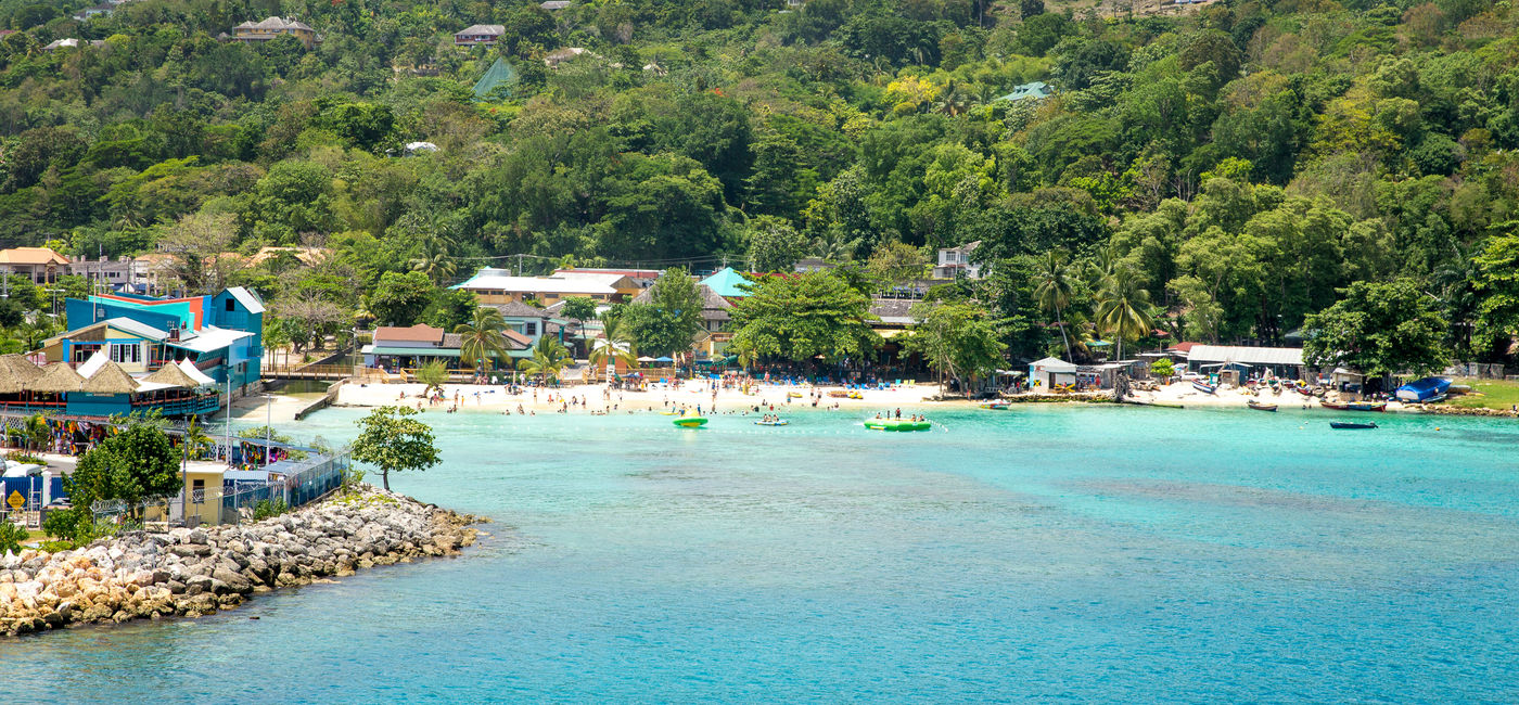 Image: Beautiful coast of Ocho Rios, Jamaica. (photo via mikolajn/iStock/Getty Images Plus) (Photo Credit: mikolajn / iStock / Getty Images Plus)
