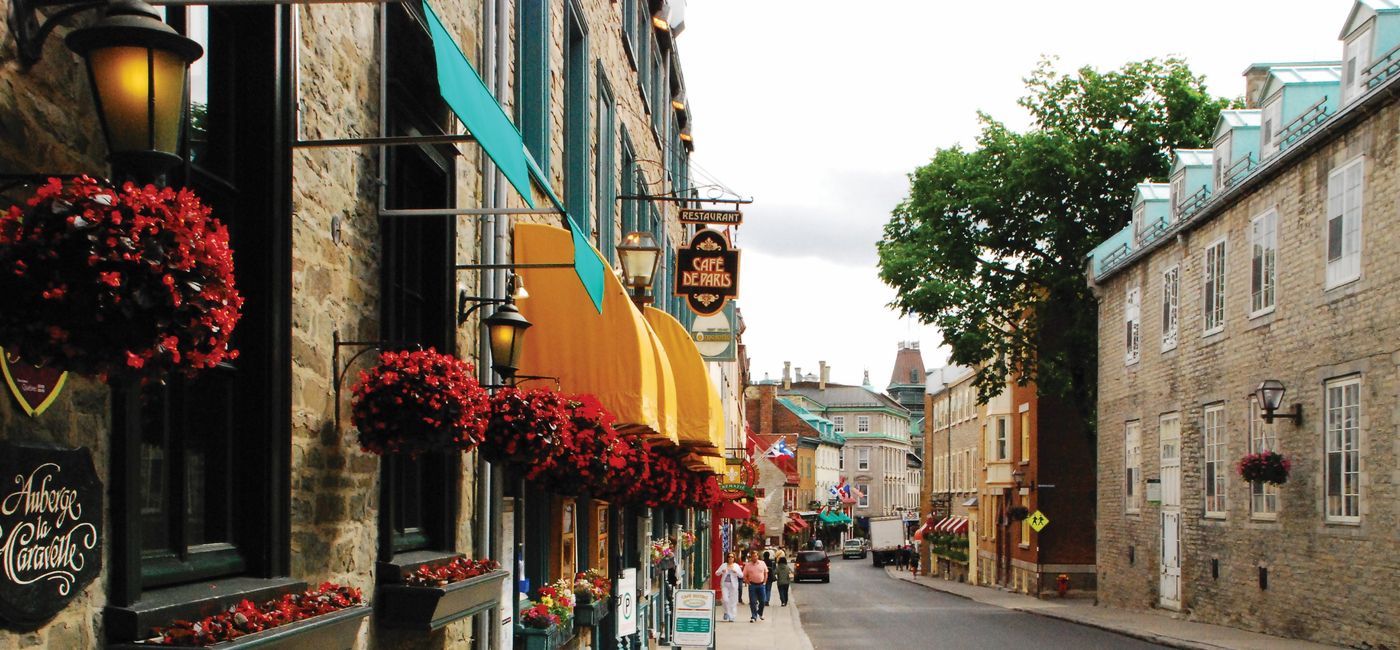 Collette Charms of Québec