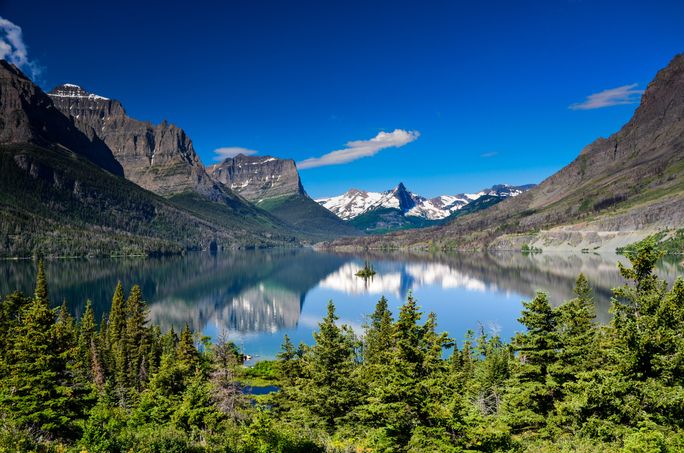 UNESCO World Heritage Sites in the US

Saint Mary Lake, Glacier National Park, Montana.