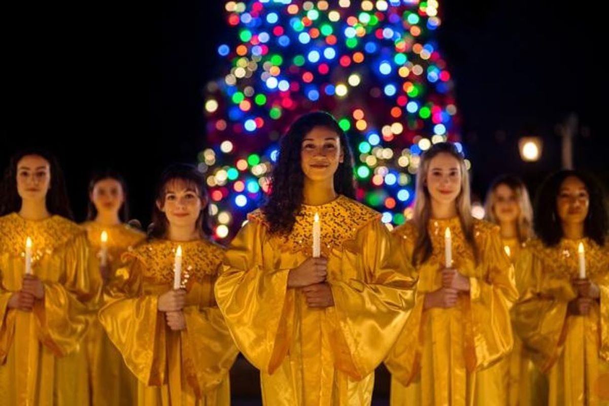 Candlelight Processional Returns for 2025 EPCOT International Festival of the Holidays