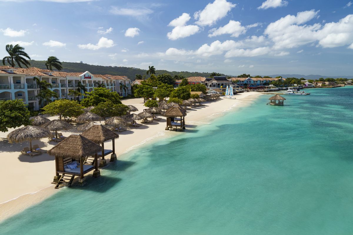 Sandals and Beaches Resorts launches “Experience Jamaica” sale