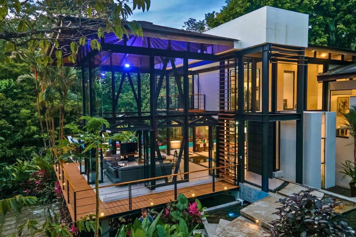 Villas of Distinction Highlights Architecture-Inspired Villa Stays