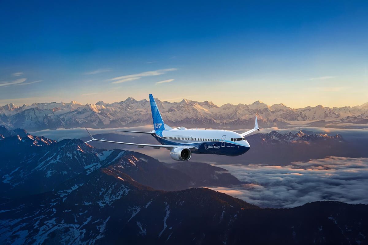 FAA Certifies Boeing 737 Max 7 Aircraft