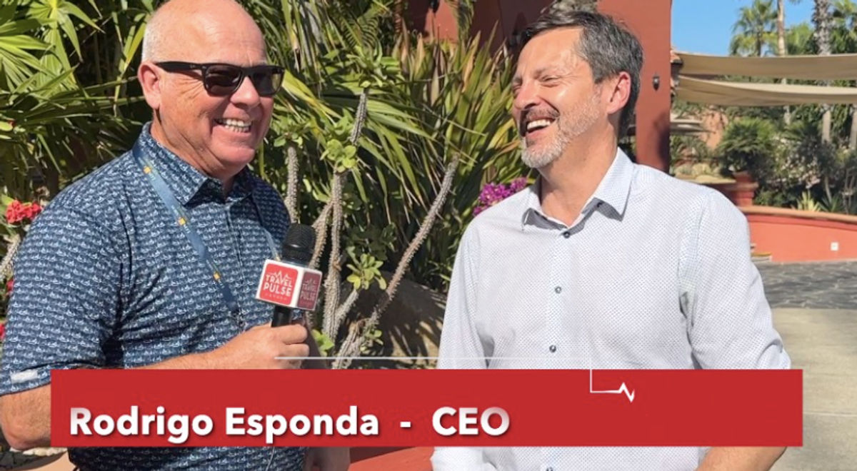 John Kirk with Rodrigo Esponda – Los Cabos Tourism Summit