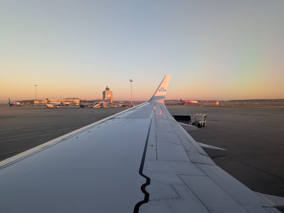 Global Air Travel Metrics: Popular Routes, Top Destinations and More