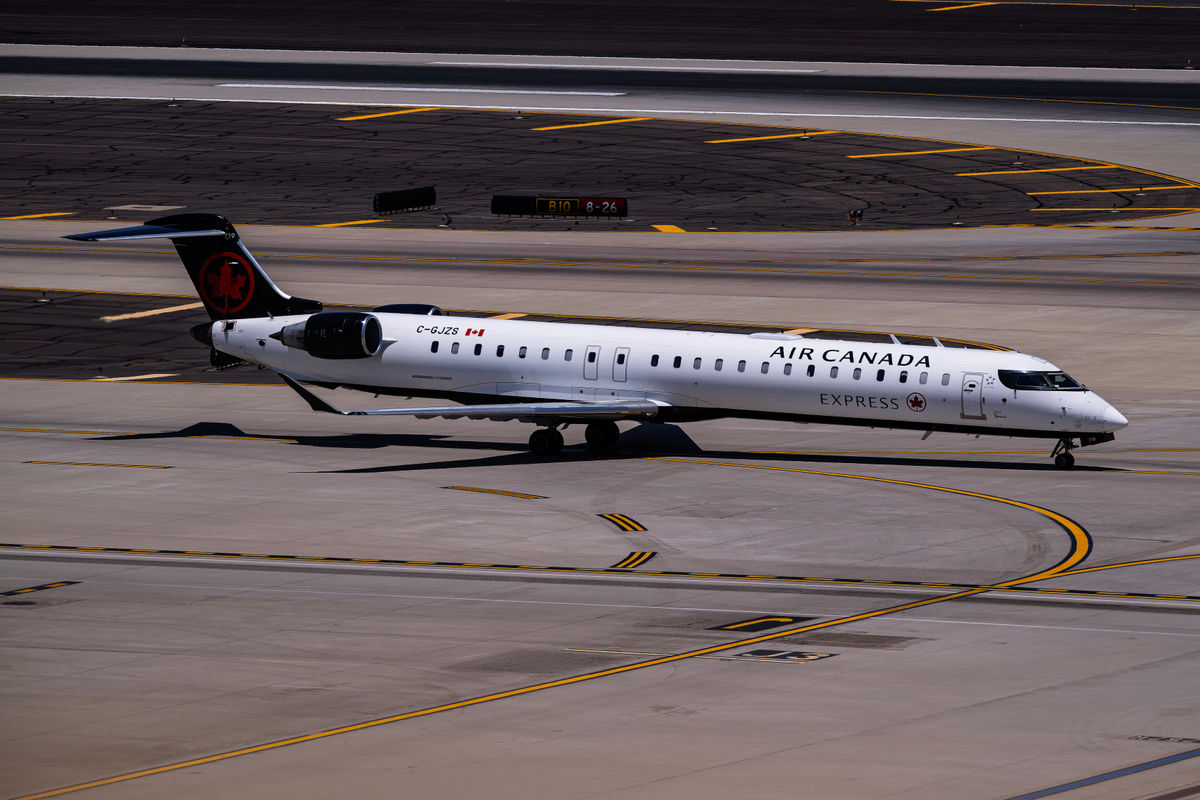 REPORT: FAA to Fire Two LaGuardia Air Traffic Controllers After Deadly Collision