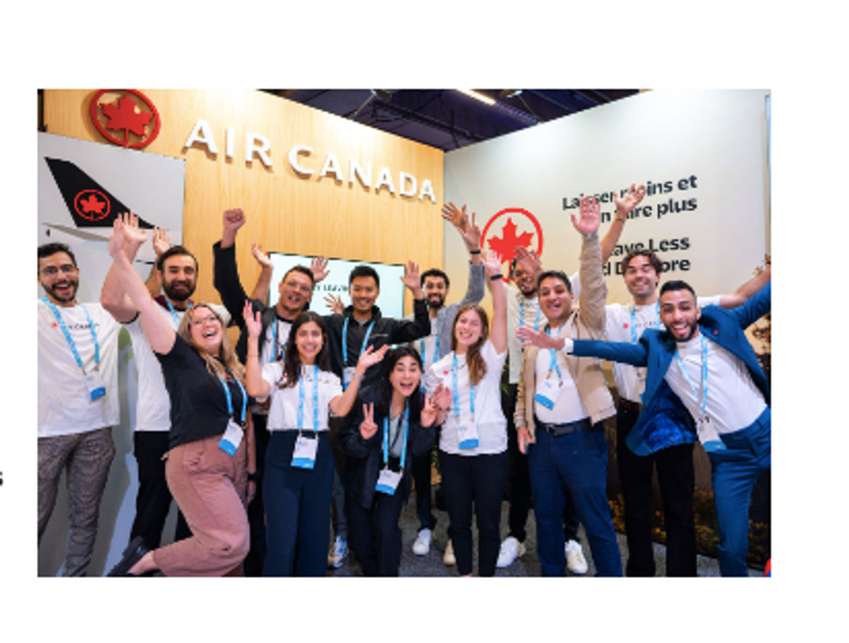 Air Canada Helps Young Leaders Connect and Spread their Wings at One Young World