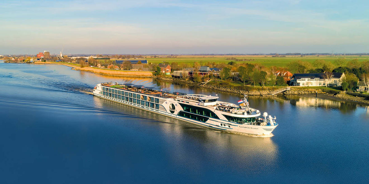 Riviera Travel Unveils Year-Round Military Appreciation Discount